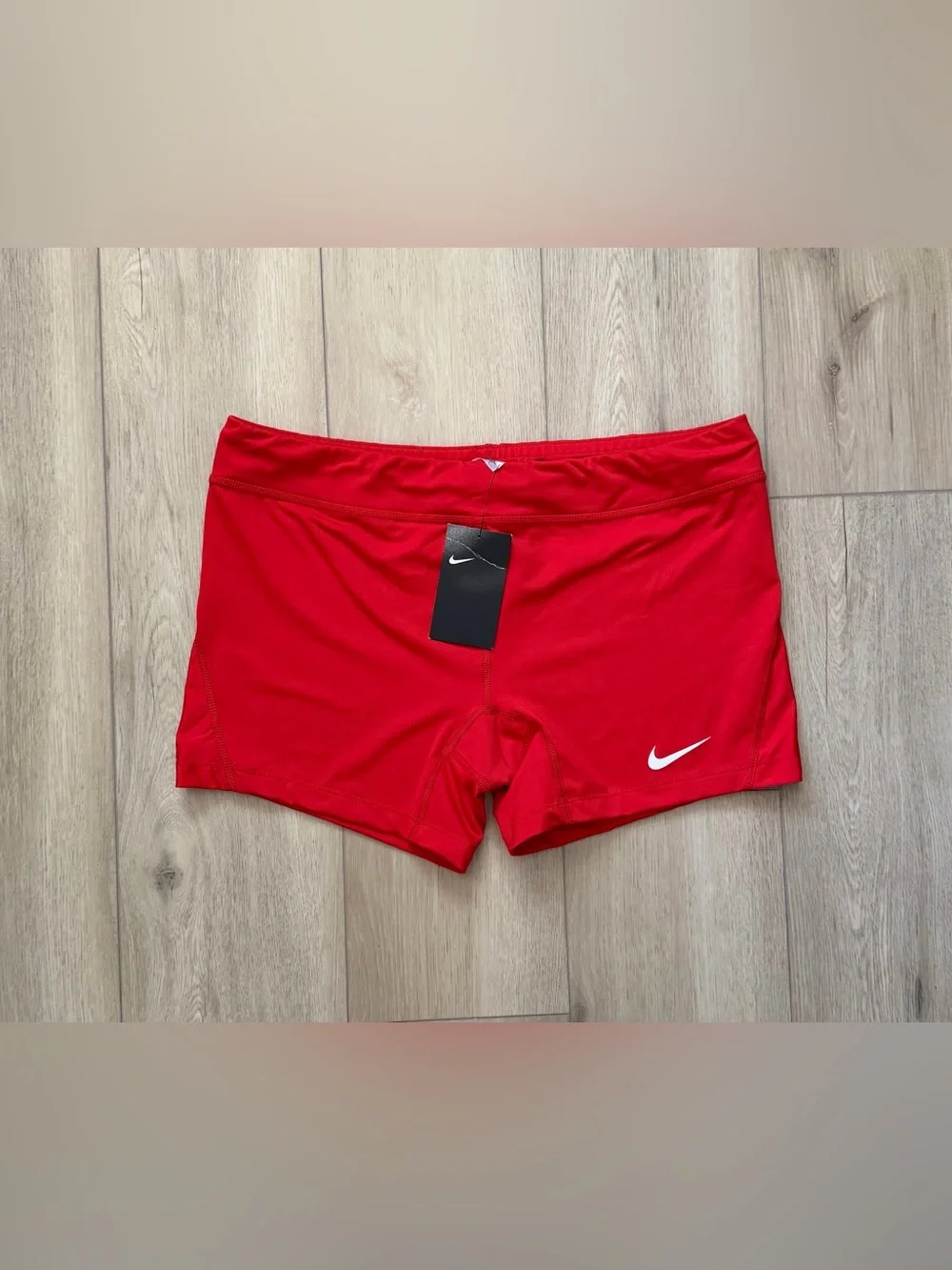 NWT Nike Women’s Volleyball Compression Shorts Red BV1020-657